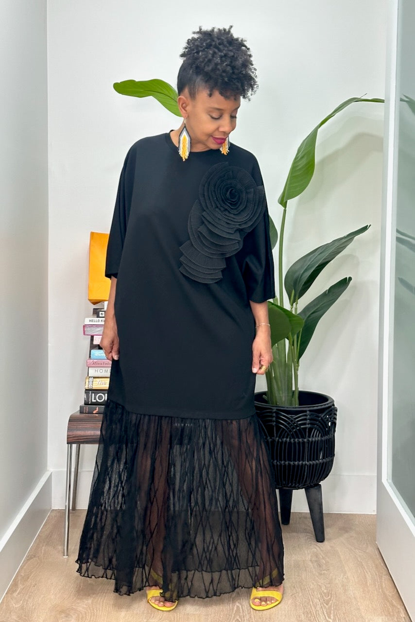 Lace Underlay Swirl Detail Tee Dress -Black